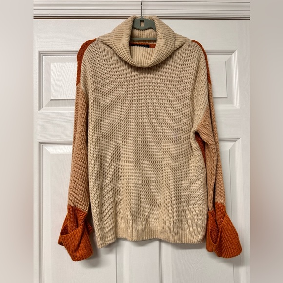Simplee Knit Women’s Sweater Cowl Neck Orange/Tan Large - Picture 1 of 7